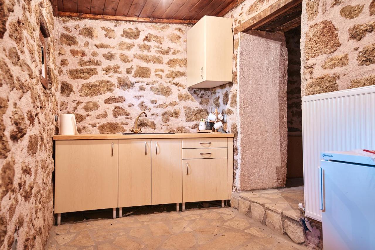 Elisson Hostel Krionérion Extérieur photo
